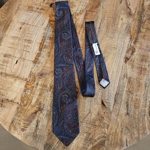 Paisley Print Blue Purple Silk Bill Blass Neck Tie